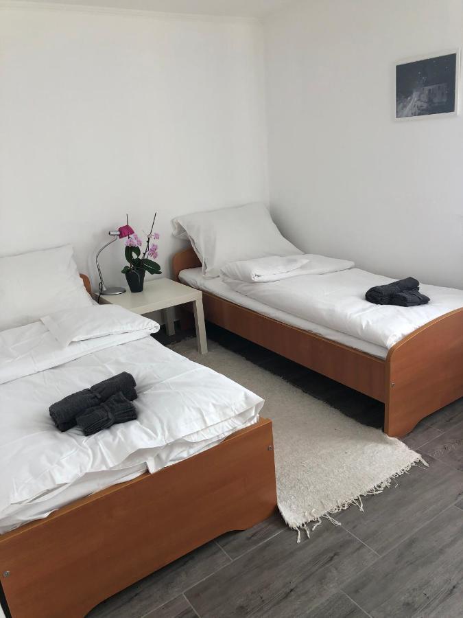 Dalia Apartman Gyoemro Luaran gambar