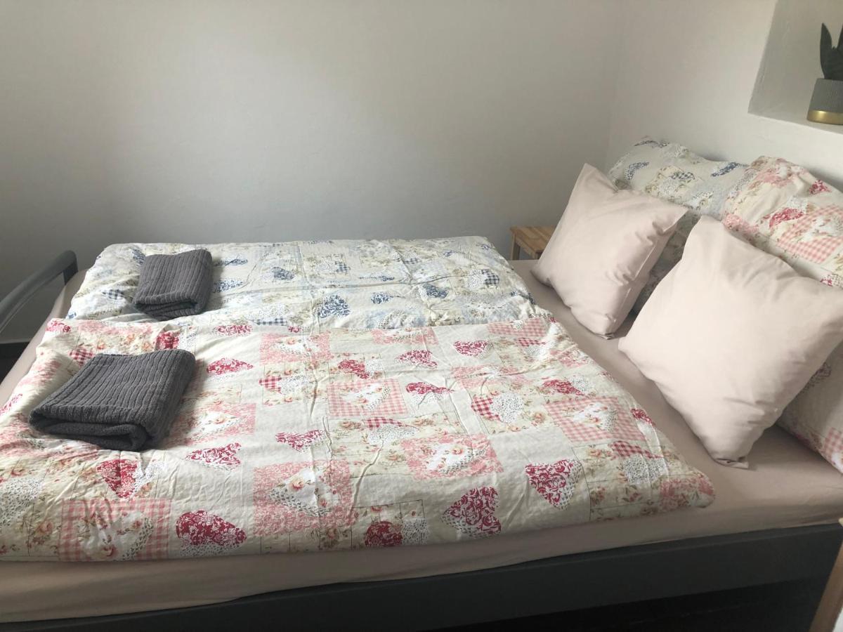 Dalia Apartman Gyoemro Luaran gambar